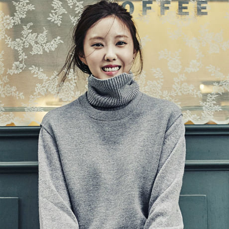 Korea seoul street style models influencers tara hyomin soyang kang peggy gould ugg boots THUMBNAIL