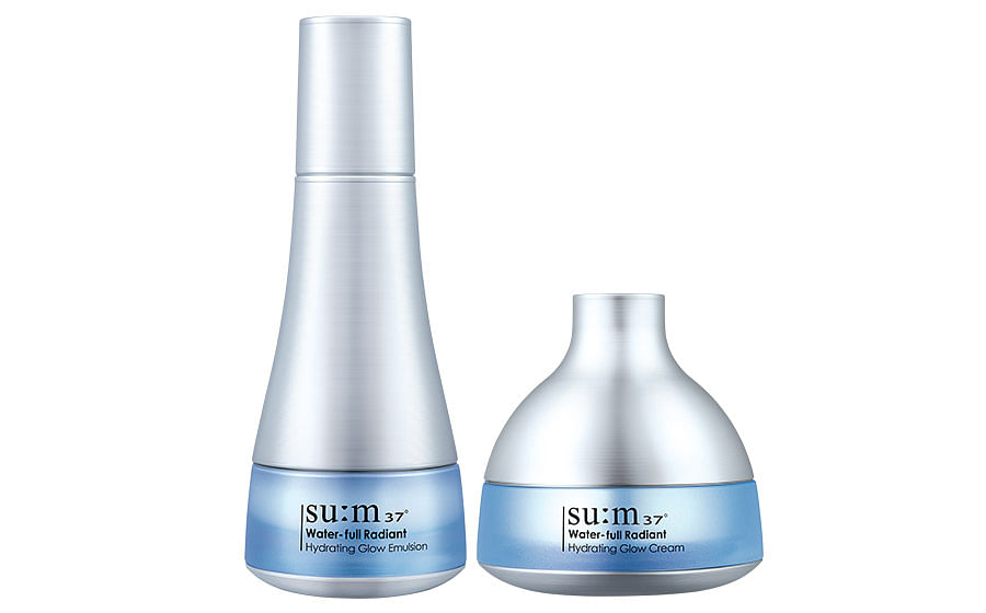 Hydrating Glow Emulsion for day ($86 for 120ml) and Hydrating Glow Cream for night (78 for 50ml)