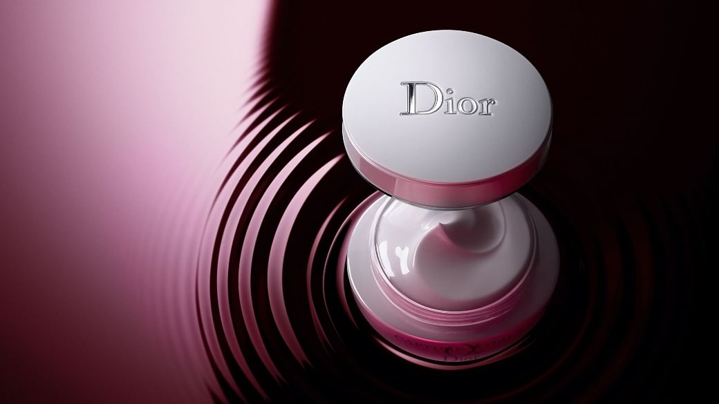 he Dior Capture Totale Super Potent Rich Creme is just one of the skincare potions in our arsenal to rebuild skin barrier.