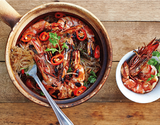 Whip up this mouth-watering king prawns and vermicelli claypot dish | Her  World Singapore